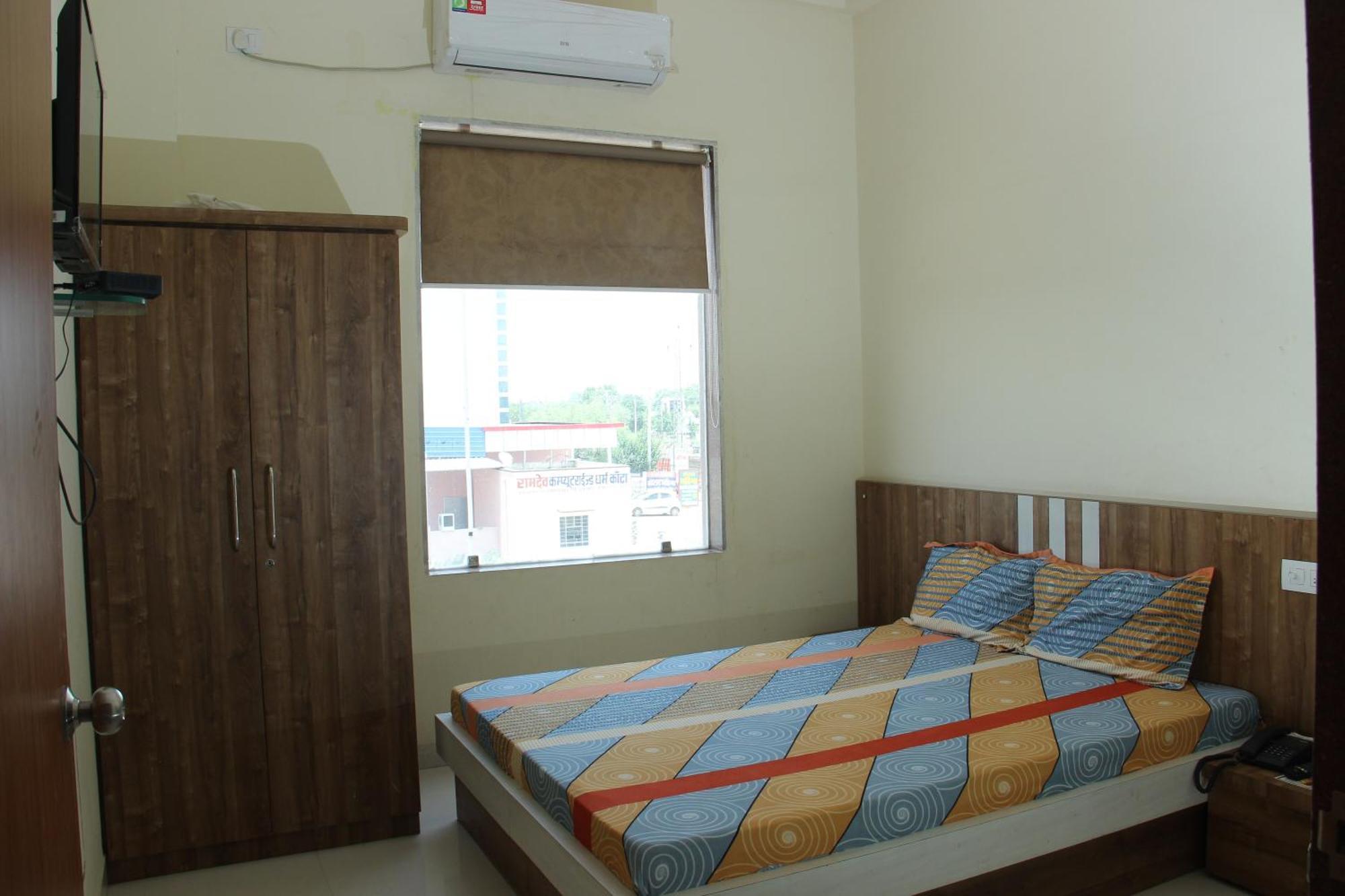 Hotel O Athitya Resort Sikar 외부 사진