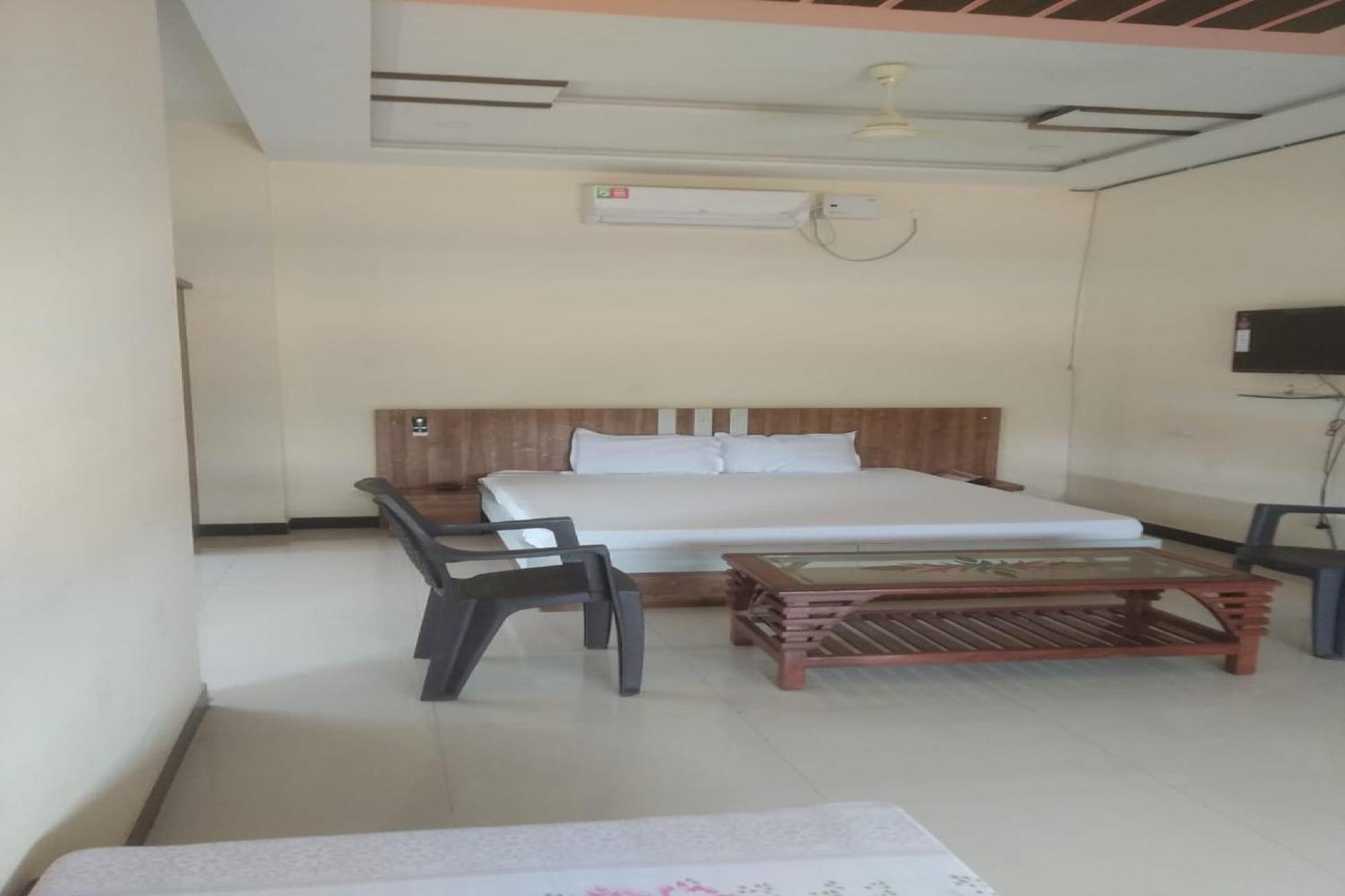 Hotel O Athitya Resort Sikar 외부 사진